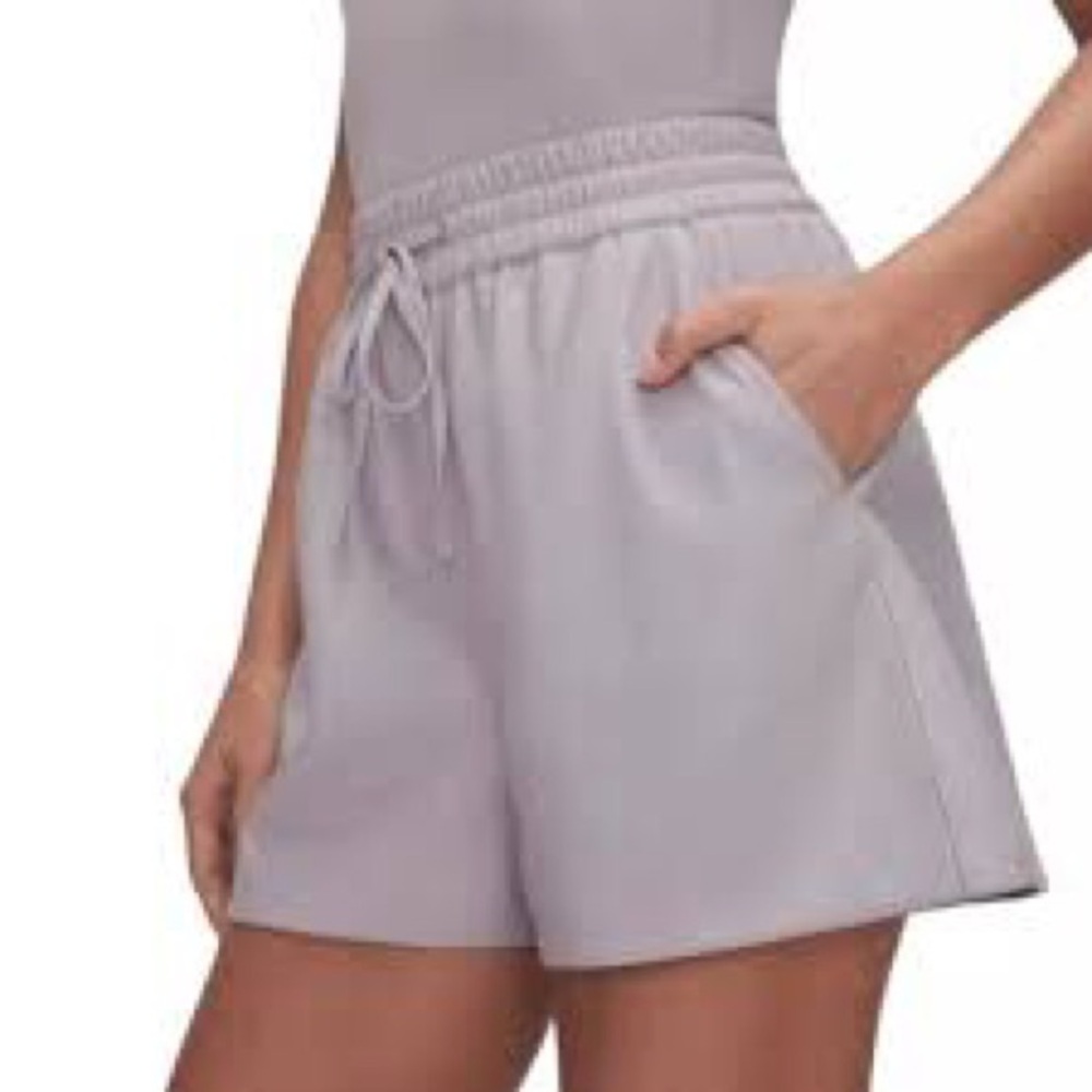 Good American Better Than Leather Shorts Elastic Waist Drawstring Size 2 Party